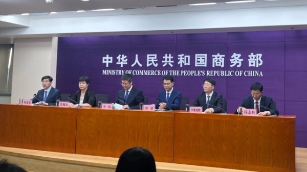 免费炒股配资 商务部：消费品以旧换新已带动销售额超7200亿元